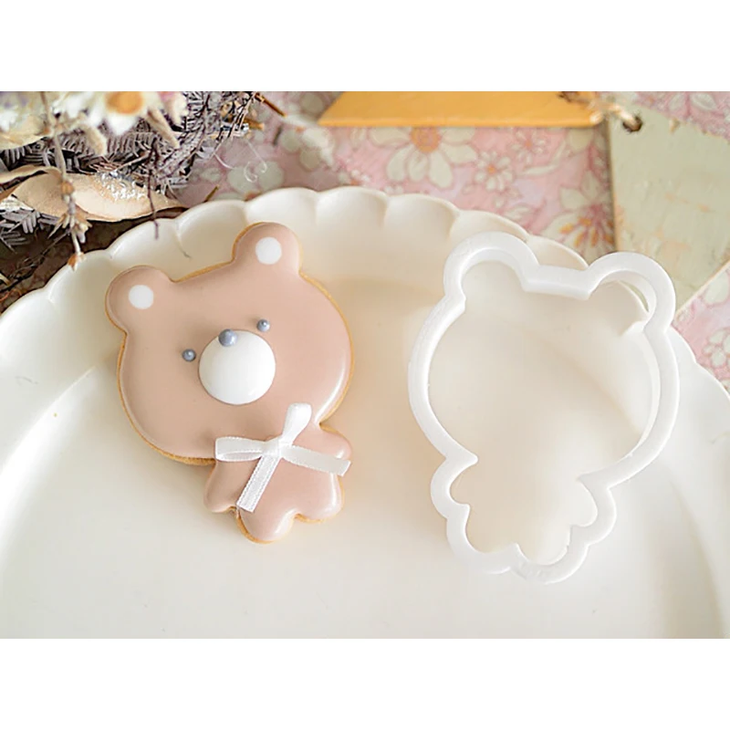 Cute Baby Bear Rabbit Cat Cookie Mold Biscuit Fondant Cutter Plastic DIY Home Baking Mould for Icing | Дом и сад