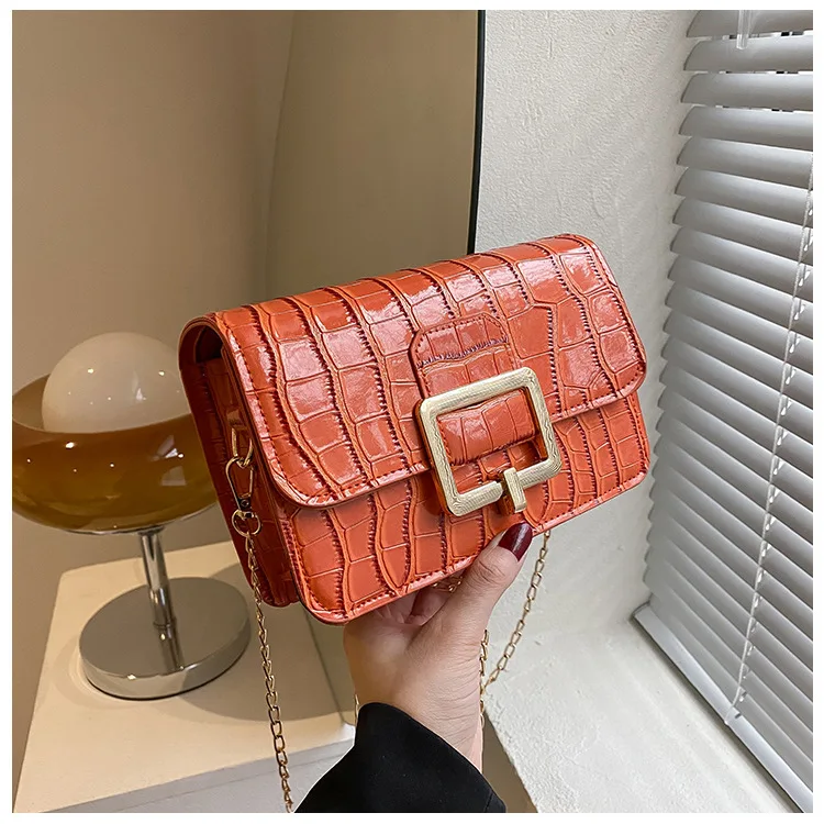 

Square lock small square bag new fashion solid color small square bag chain simple single Shoulder Messenger Bag