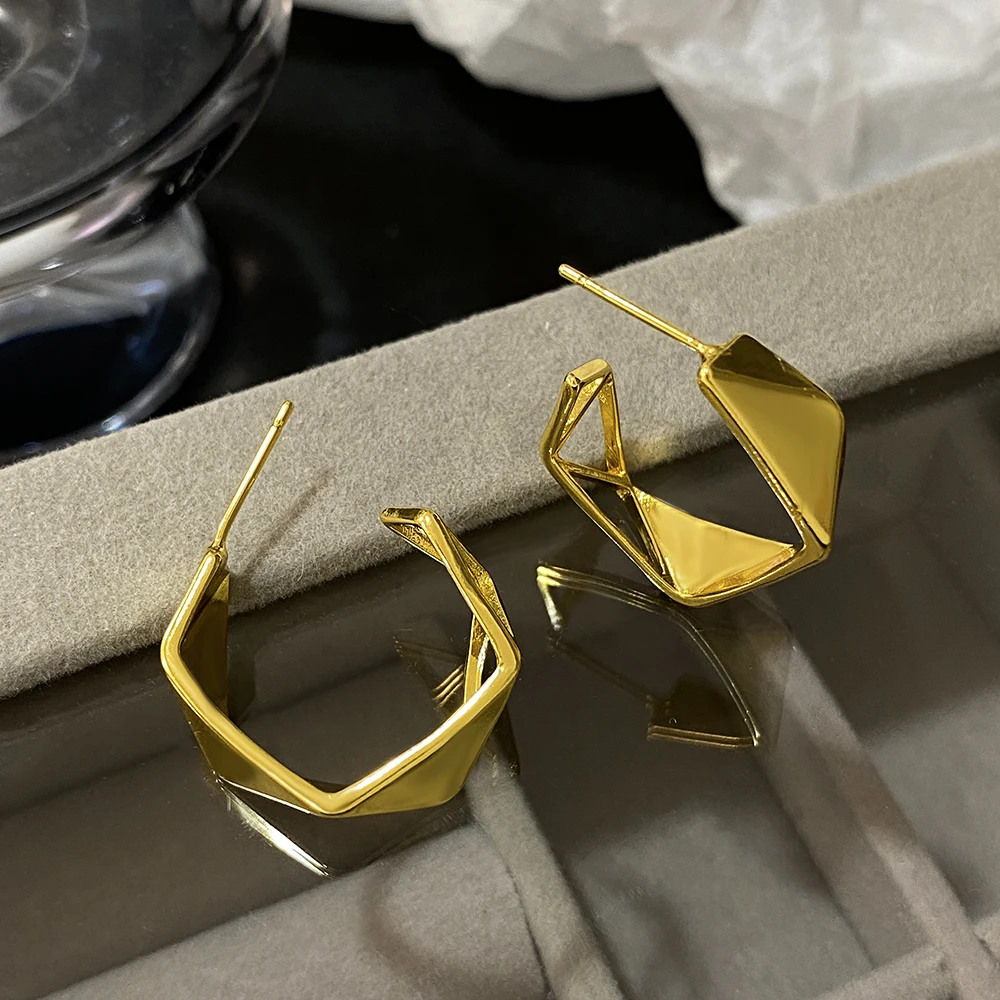 Бесплатная доставка уникальные серьги-кольца с геометрическим рисунком для