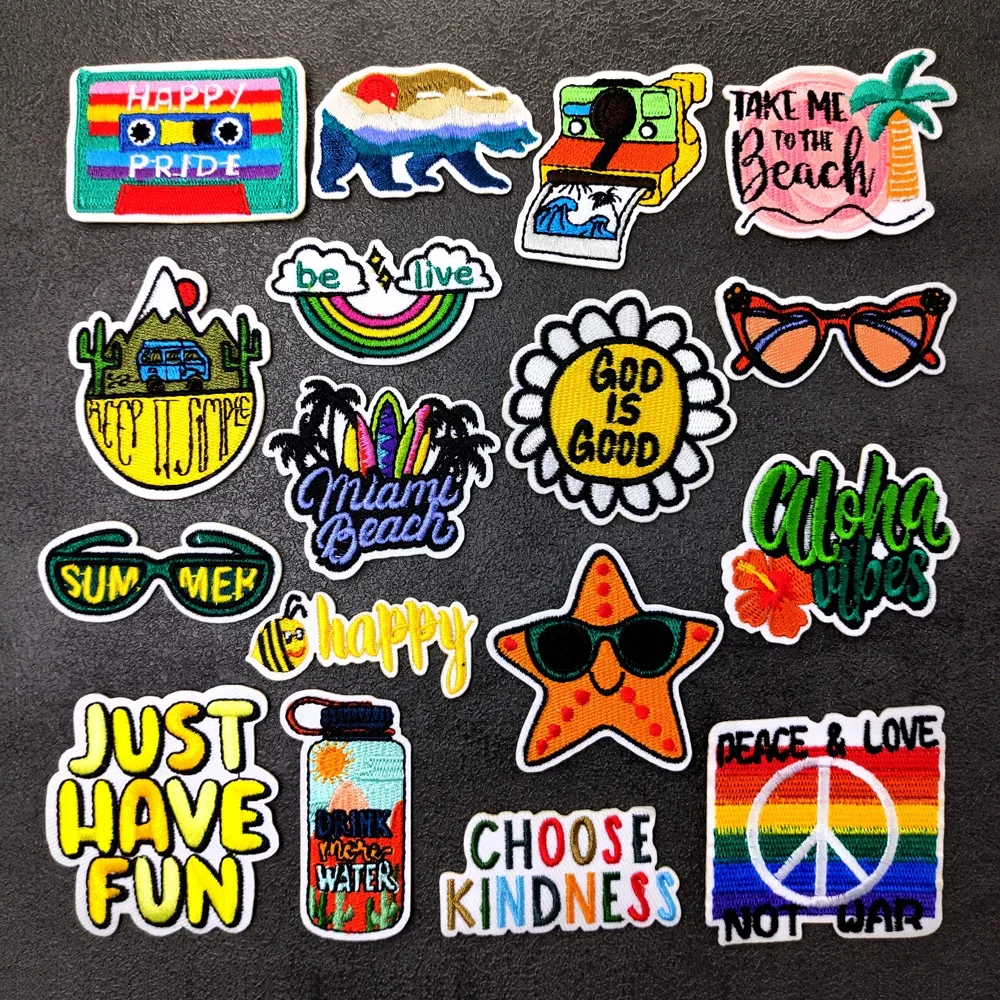 Нашивки PEACE LOVE