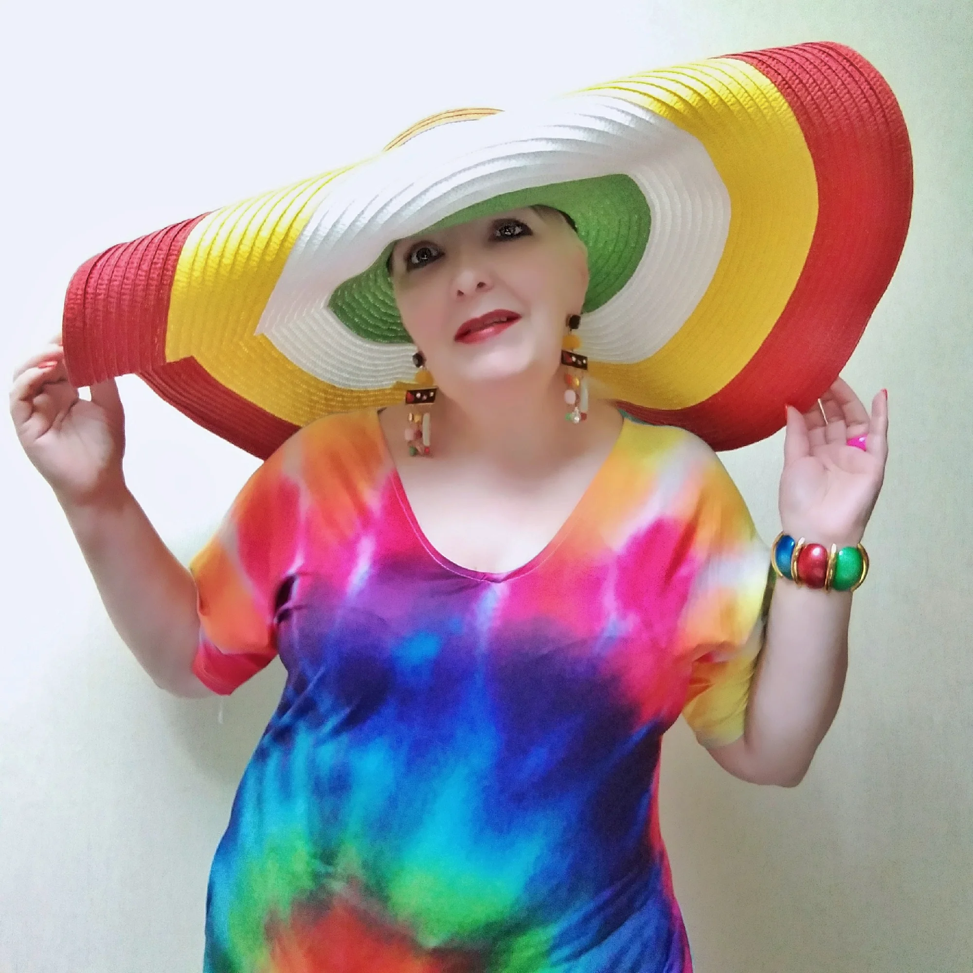 Шляпа с широкими полями Солнцезащитная пляжная шапка в радужную полоску защитой
