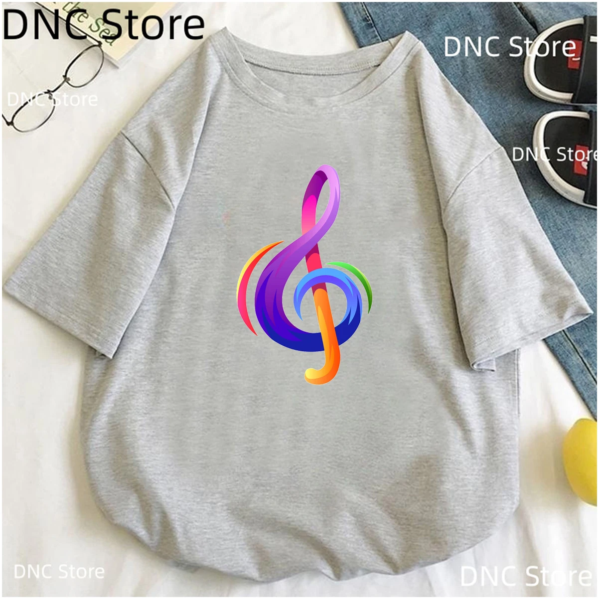 Рисунок 3 - Новая женская футболка с забавным