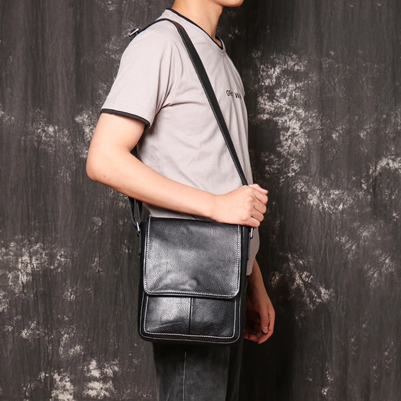 Men's Flip Magnet Buckle Messenger Shoulder Bag Daily Casual Genuine Leather Large Capacity Crossbody Bag 8.27*2.76*10.63inch