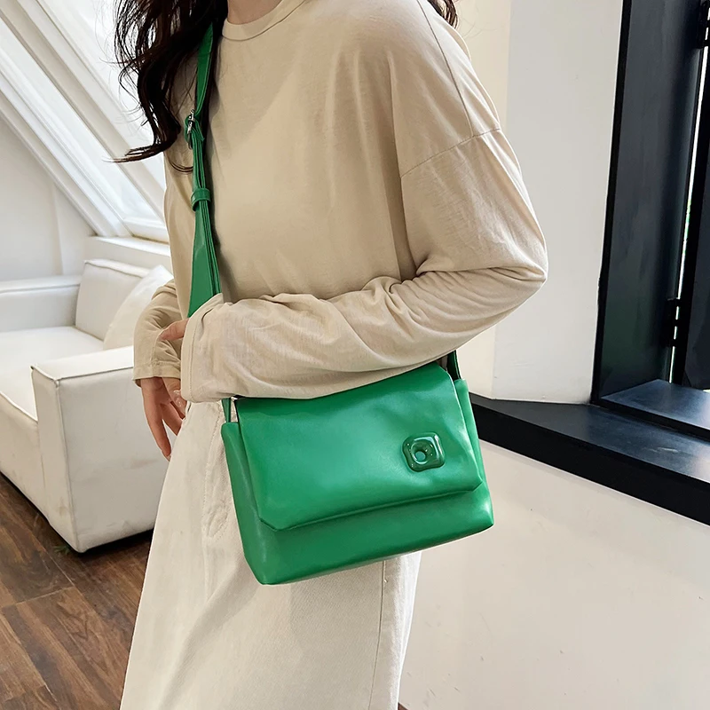 

Simple Trend Crossbody Bags for Women Solid Wild Flap Shoulder Bag Lady Designer Small Women's Handbags and Purses New Fashion