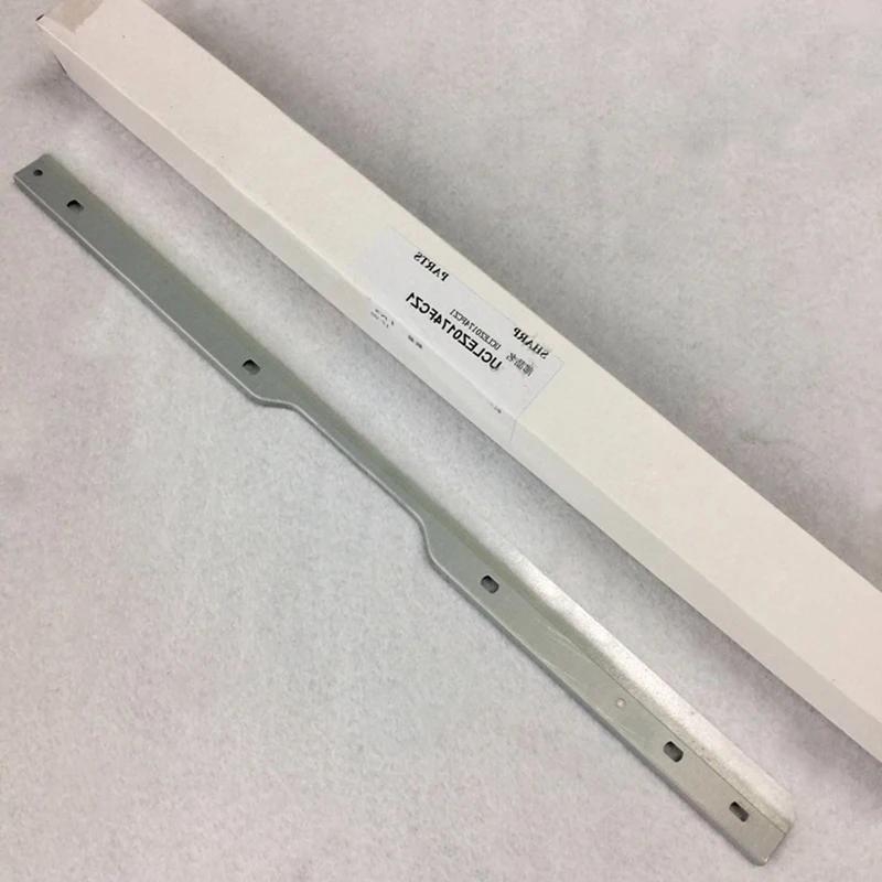 

UCLEZ0174FCZ1 Оригинальное восстановление лезвия для Sharp ARM550 ARM620 ARM700 MXM550 MXM620 MXM700 AR M550 M620 M700