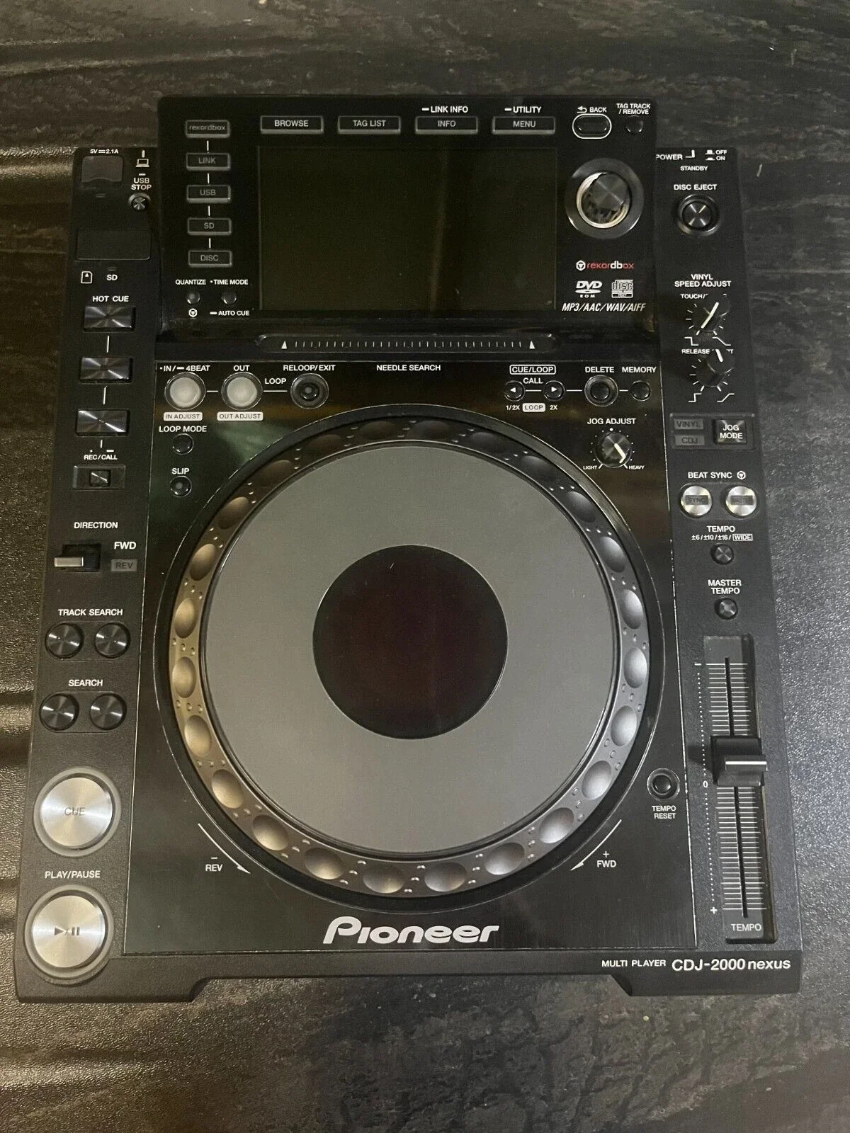 

Новый/Неиспользованный Pioneer CDJ-2000-NXS цифровой DJ-поворотный стол