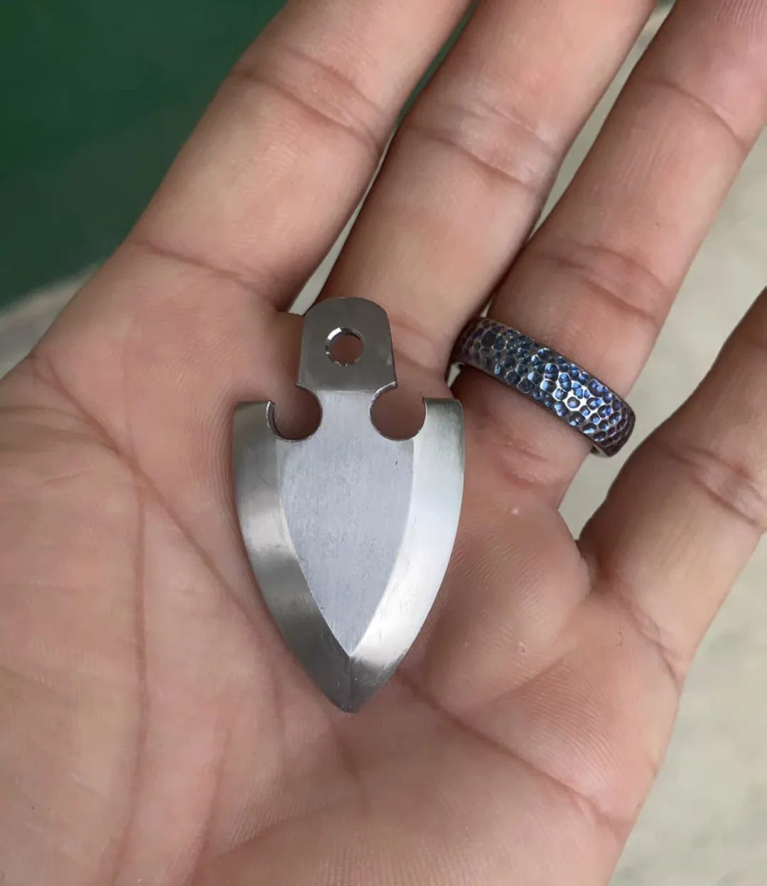 

1 Piece Titanium Arrowhead Necklace Pendant