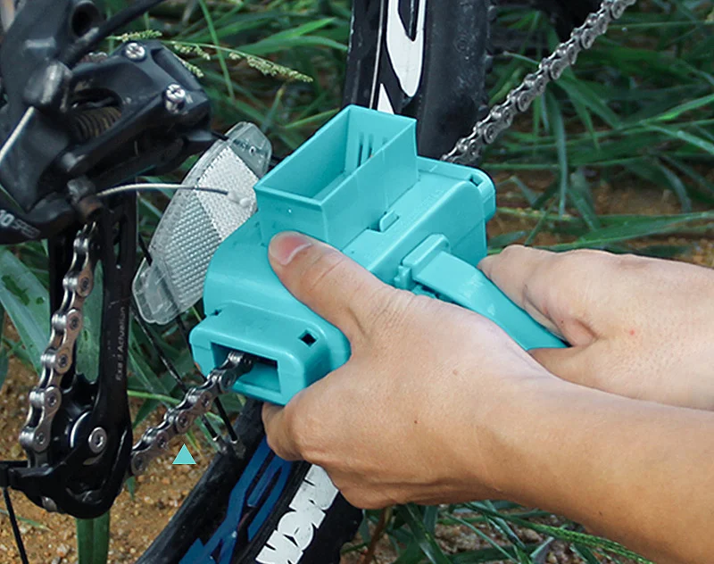 

Bicycle Chain Cleaning Tool Bike Cleaner Kit Machine Scrubber Wash Tool Mountain Road Bike Cycling Cleaning Kit