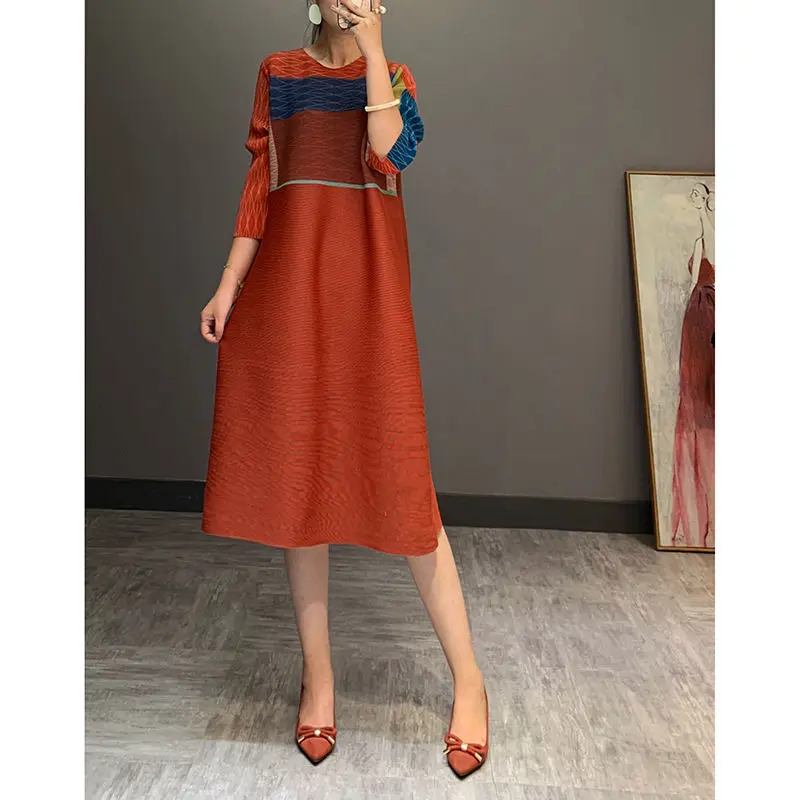 

Fashion pleats 2022 new spring summer temperament fat mm cover belly slime skirt large size fashion age long sleeve dress