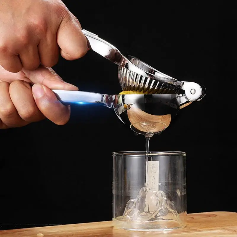 

Lemon Juicer Squeezer Portable Hand Press Citrus Juicer Threaded Groove Fresh Lemon Juicer Hand Press Ergonomic Citrus