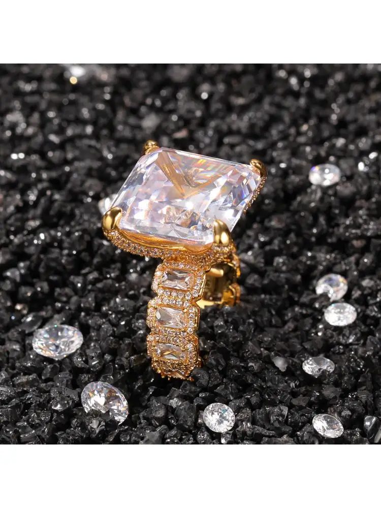 

Hip Hop Claw Setting Big CZ Stone Bling Ice Out Gold Color Sqaure Finger Rings Women Men Fashion Jewelry Gift Drop Shipping