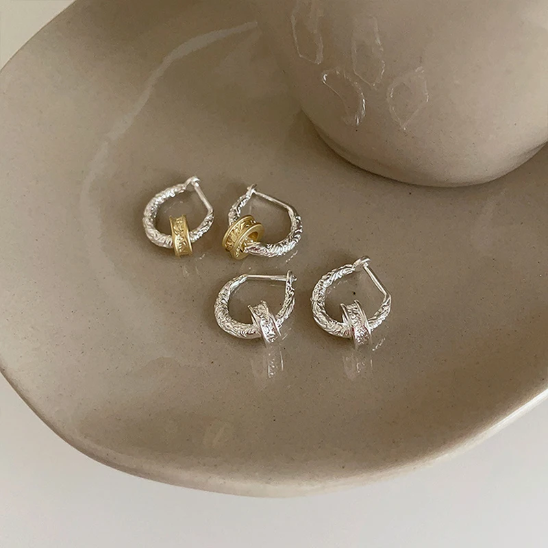 Женские винтажные серьги-кольца, серебристые или золотистые матовые металлические серьги неправильной геометрической формы, подарочные украшения