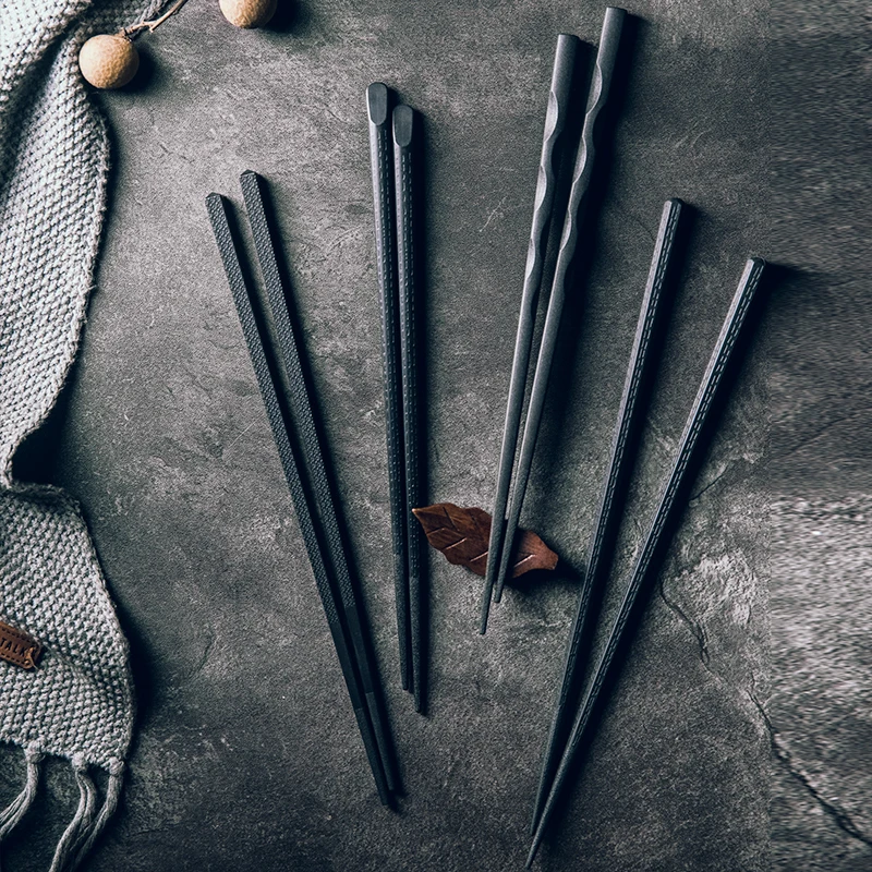 

Пар креативной посуды, китайские заостренные палочки для еды, домашние палочки для еды в японском стиле, 2 Нескользящие столовые приборы из ...