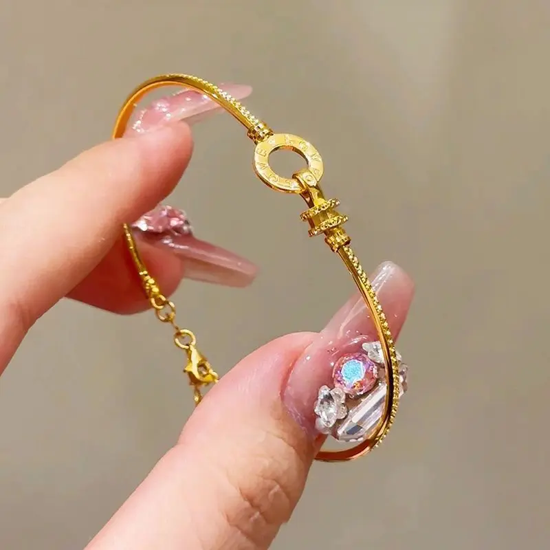 Браслет-бэнглы из натуральной кожи