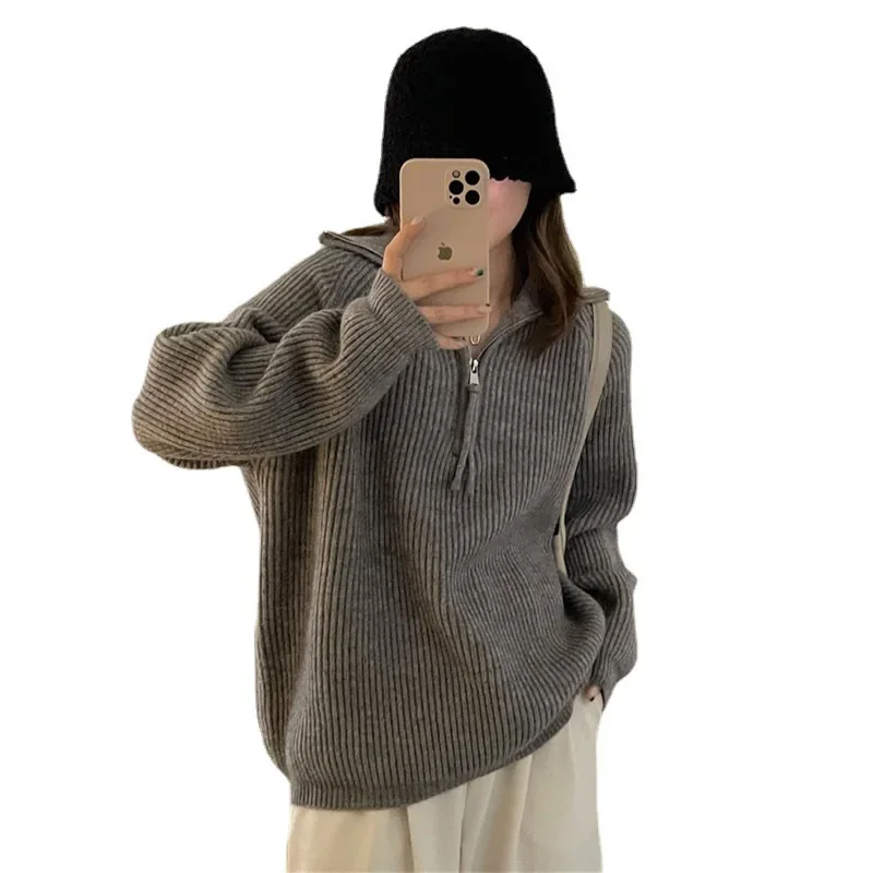 Свитер женский в полоску на молнии с воротником-стойкой