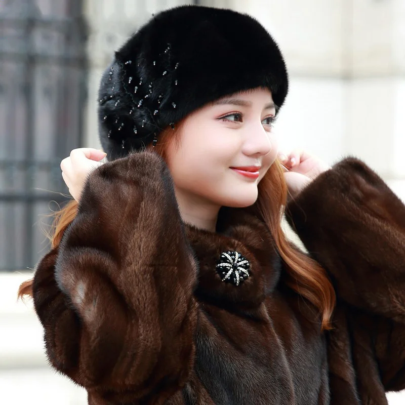 Рисунок 6 - Женский берет из цельного меха норки