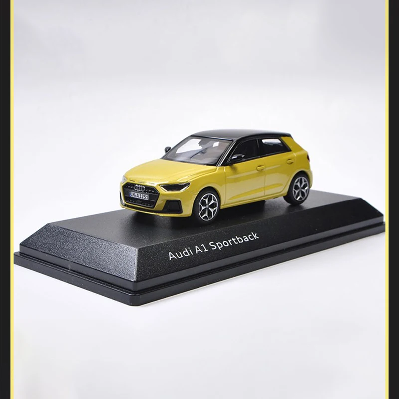1:43 Audi A1 универсал Q5 модель автомобиля из металлического сплава игрушечный