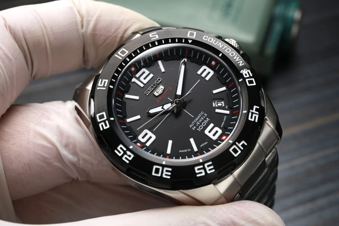 Часы Seiko New Shield № 5 Series маленькие спортивные механические часы со стальными