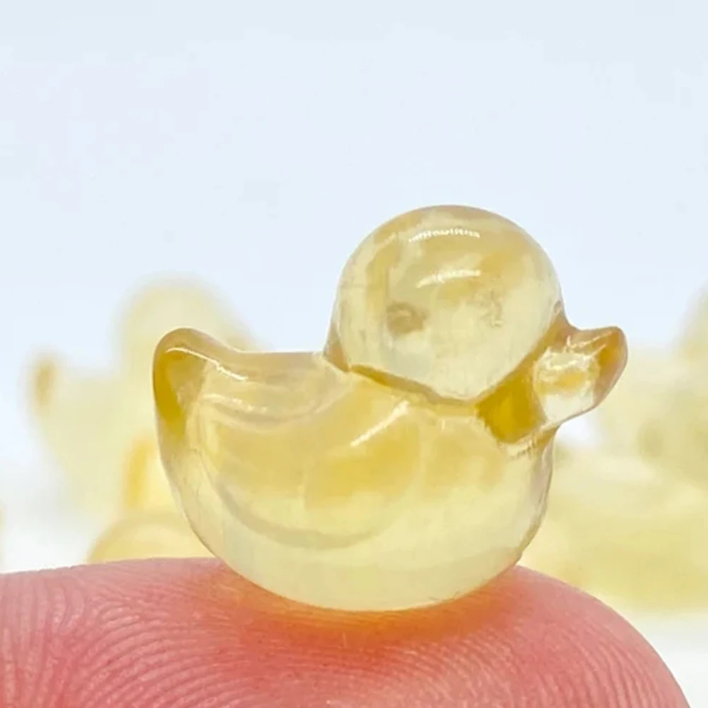 

Mineraali Natural Citrine Crystal Mini Duck Pendulum Yellow Fluorite Quartz Gemstones Cute Animal Carving Craft Gifts Home Decor