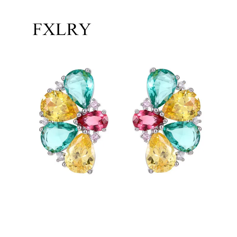 

Женские серьги-гвоздики из серебра 925 пробы