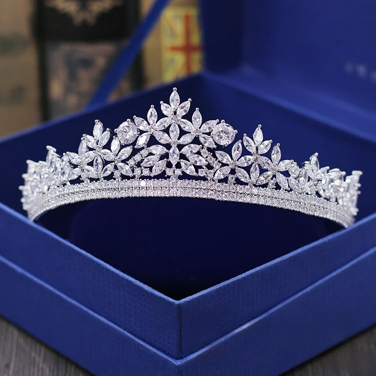 

Cubic Zirconia Silver Color and Gold Bridal Crown CZ Diadem Princess Tiaras Birthday Party Headpiece Wedding Hair Accessories