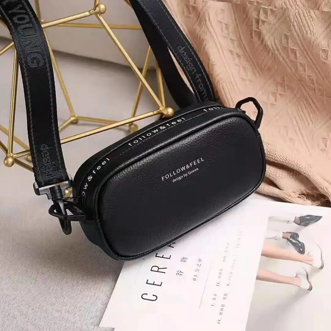 

2021 Womens Bag Fresh First Layer Cowhide Camera Bag Fashion Simple Wide Shoulder Strap Crossbody Bag Leather Small Square Bag