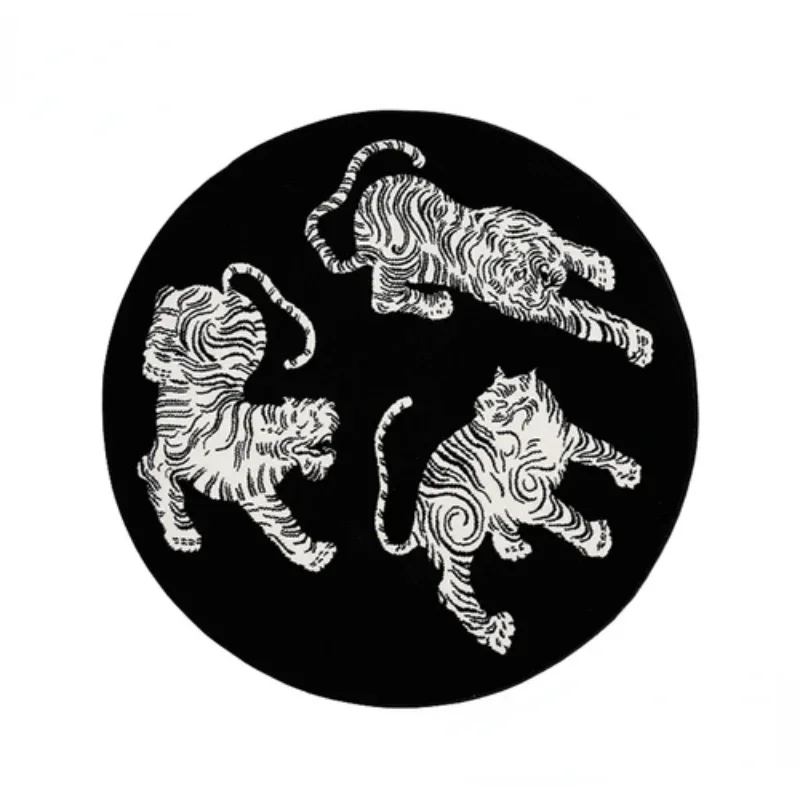 

Плюшевый коврик Tiger Stripes