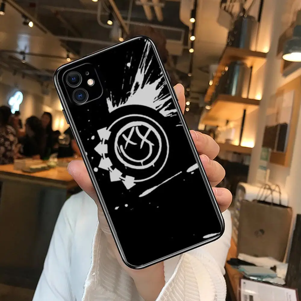 Мягкие силиконовые чехлы для телефонов iPhone цвет в ассортименте |