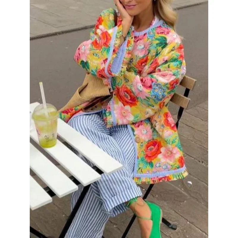 

Gy24171 Fashion Flared Sleeves Stitching Contrast Color Cotton Coat Jacket Autumn and Winter New Products 2023