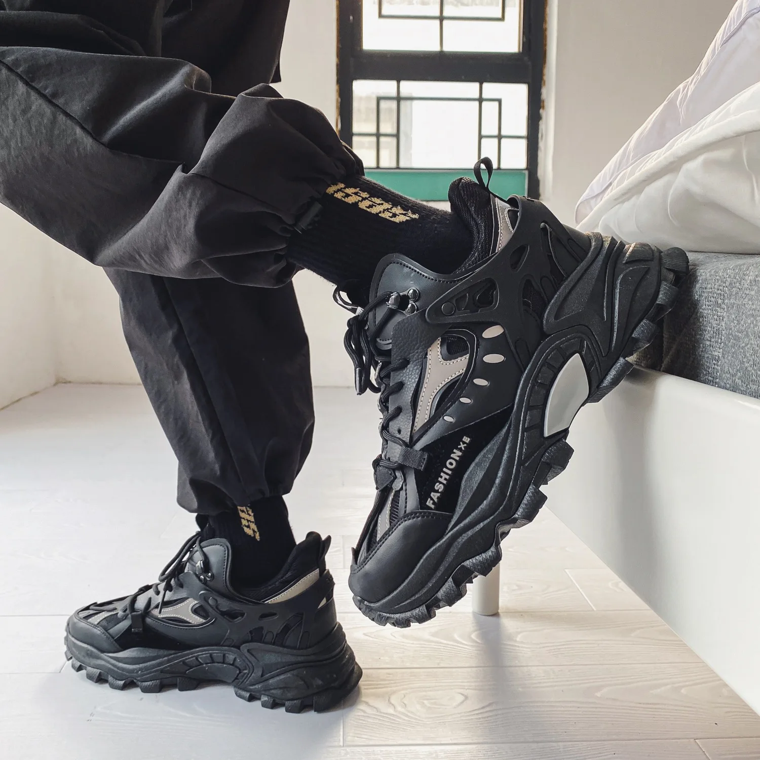 Thick Sole Men's Chunky Sneakers High Quality Designer Replica Casual Shoes for Male Fashion Reflective Sports Footwear 2023