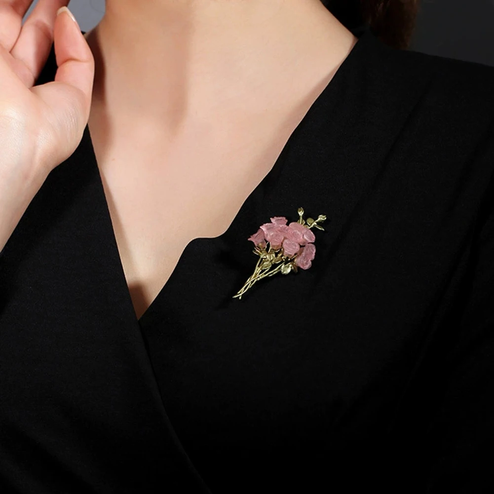 

Cute Women's Brooch Fashion Bouquet Alloy Brooch Exquisite Stylish Collar Accessories For Women Girls Lapel Pins Metal Pins
