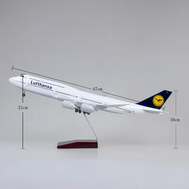 47 см B747 Модель самолета Люффанаса игрушка 1/150 Airlines 747 свет и шасси на колесах