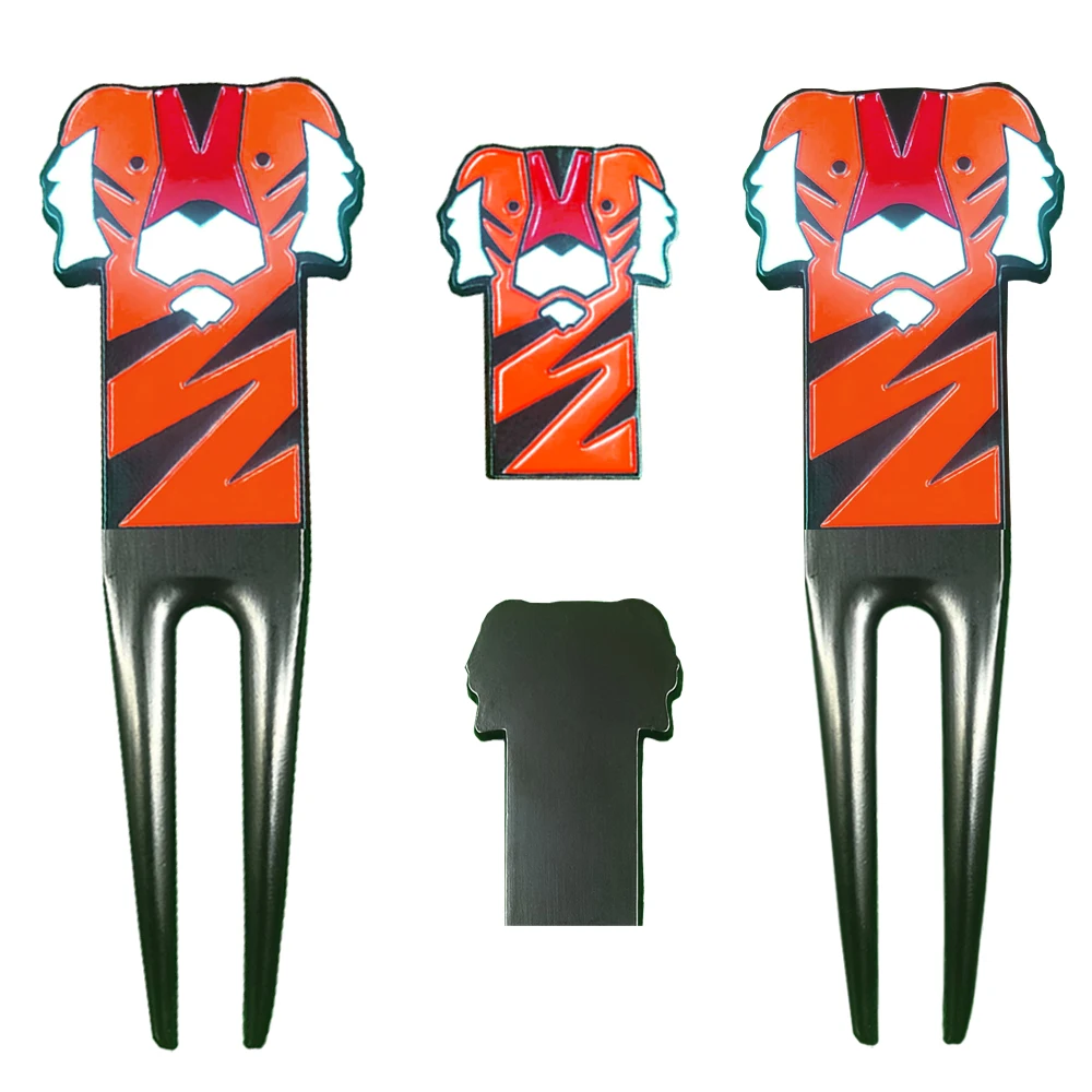 

Golf Divot Repair Tool with Golf Ball Marker Anti-Scratch Cartoon Tiger Pattern Golf Pitch Repairer Divot Tool Golf Accessory