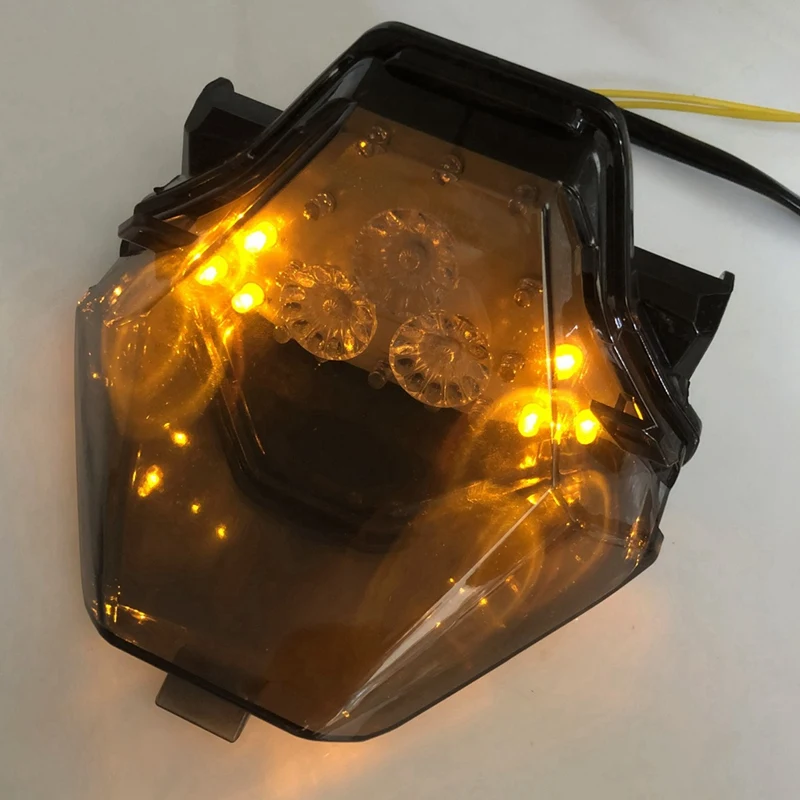 Стоп-сигнал мотоцикла Задний фонарь Вспомогательная деталь со светодиодными