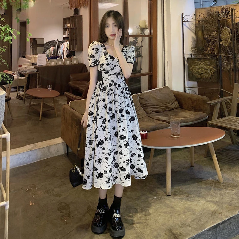

Short Puff Dresses Women Folds Print High Waist A-line Square Collar Fashion Korean Style Summer Popular New Arrival Elegant Ins