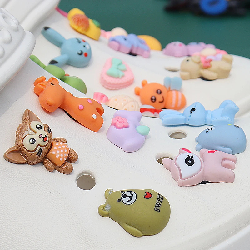 100PCS Resin Croc Charms Bear Candy Cookie Milk Cupcake Ice Cream Rabbit Donut Garden Shoes Button Decorations Xmas Gifts