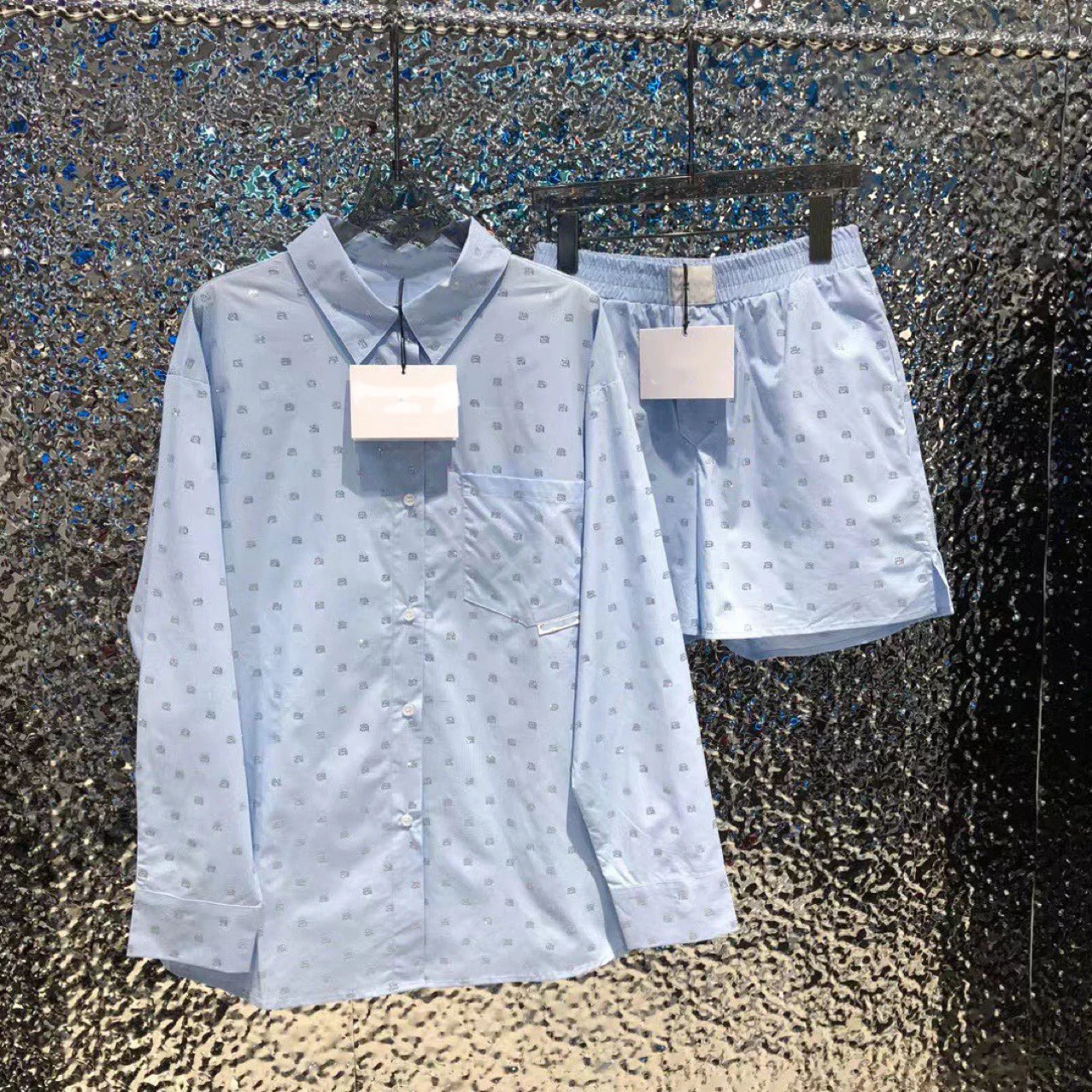 

Ladies Style Two Piece Set Women 2023 Women's Two-piece Short Blouse Diamond Suit Fashionable Style Shirt and high Waist Shorts