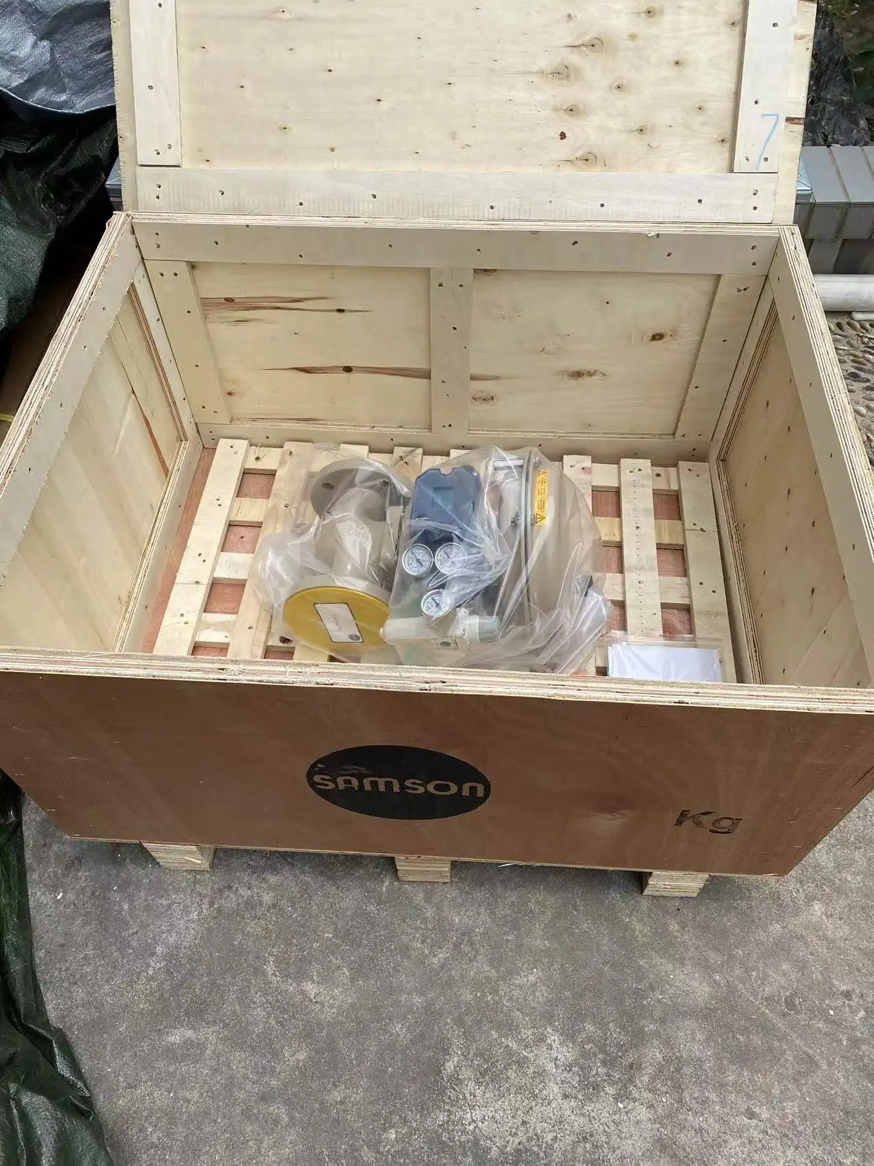 Пневматический умный позиционер клапана Samson 3730-31001 с регулирующим клапаном
