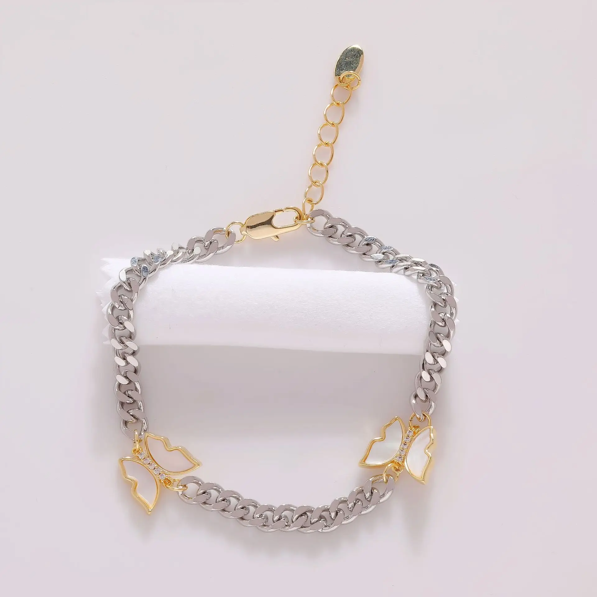 ΠΠΎΡΠ΅ΠΉΡΠΊΠΈΠΉ Π±Π΅Π»ΡΠΉ Π±ΡΠ°ΡΠ»Π΅Ρ Ρ ΡΠ°ΠΊΡΡΠΊΠ°ΠΌΠΈ-Π±Π°Π±ΠΎΡΠΊΠ°ΠΌΠΈ ΡΠ²Π΅ΡΠΈΠ»ΡΠ½ΠΈΠΊ ΠΆΠ΅Π½ΡΠΈΠ½ ΠΠΎΡΠ΅ΠΉΡΠΊΠΈΠΉ Π±Π΅Π»ΡΠΉ Π±ΡΠ°ΡΠ»Π΅Ρ Ρ ΡΠ°ΠΊΡΡΠΊΠ°ΠΌΠΈ-Π±Π°Π±ΠΎΡΠΊΠ°ΠΌΠΈ ΡΠ²Π΅ΡΠΈΠ»ΡΠ½ΠΈΠΊ ΠΆΠ΅Π½ΡΠΈΠ½