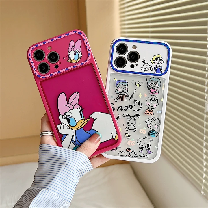 

Cute Daisy Duck Snoopies Phone Cases For iPhone 14 13 12 11 Pro Max Mini XR X XS MAX 8 7 Plus SE ShockproofCover