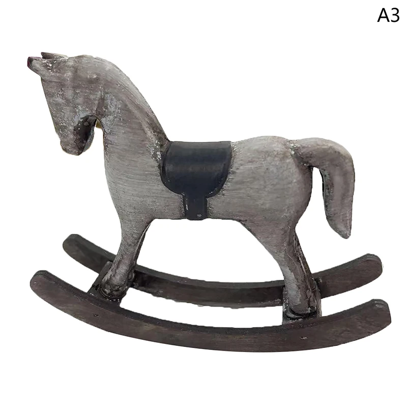 

Деревянная лошадка-качалка ручной работы