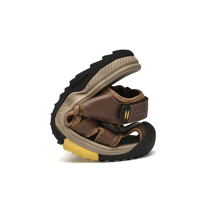 2023 Men's Shoes Summer Outdoor Student Sandals Anti slip Soft Bottom River tracing Sports Flat Bottom Beach Shoes