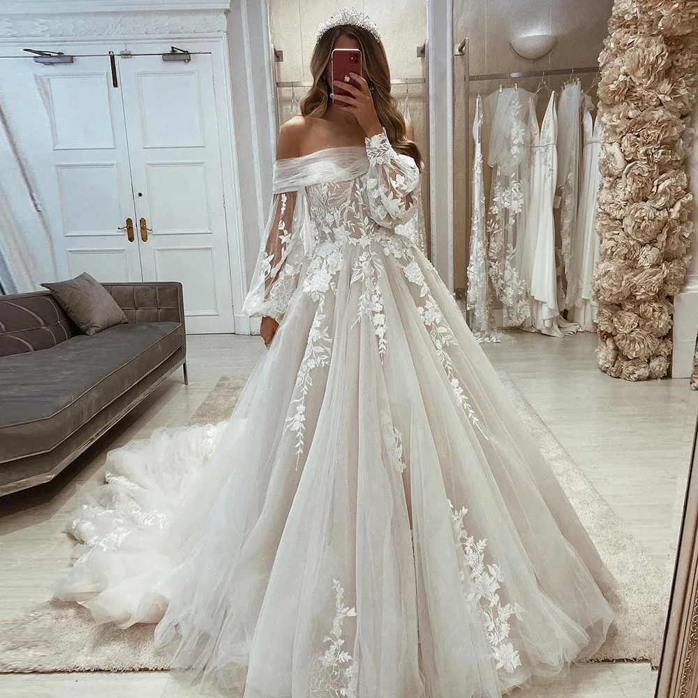 

Boho Luxury Wedding Dresses For Women 2022 Lace Applique Long Wedding Gowns Sweep Train Tulle Bride Dress vestidos de novia
