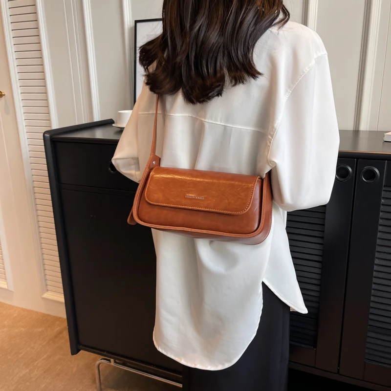 JinManTang Vintage Cute Small PU Leather Shoulder Bags Designer 2023 Winter Latest Flap Crossbody Bag Travel Handbags