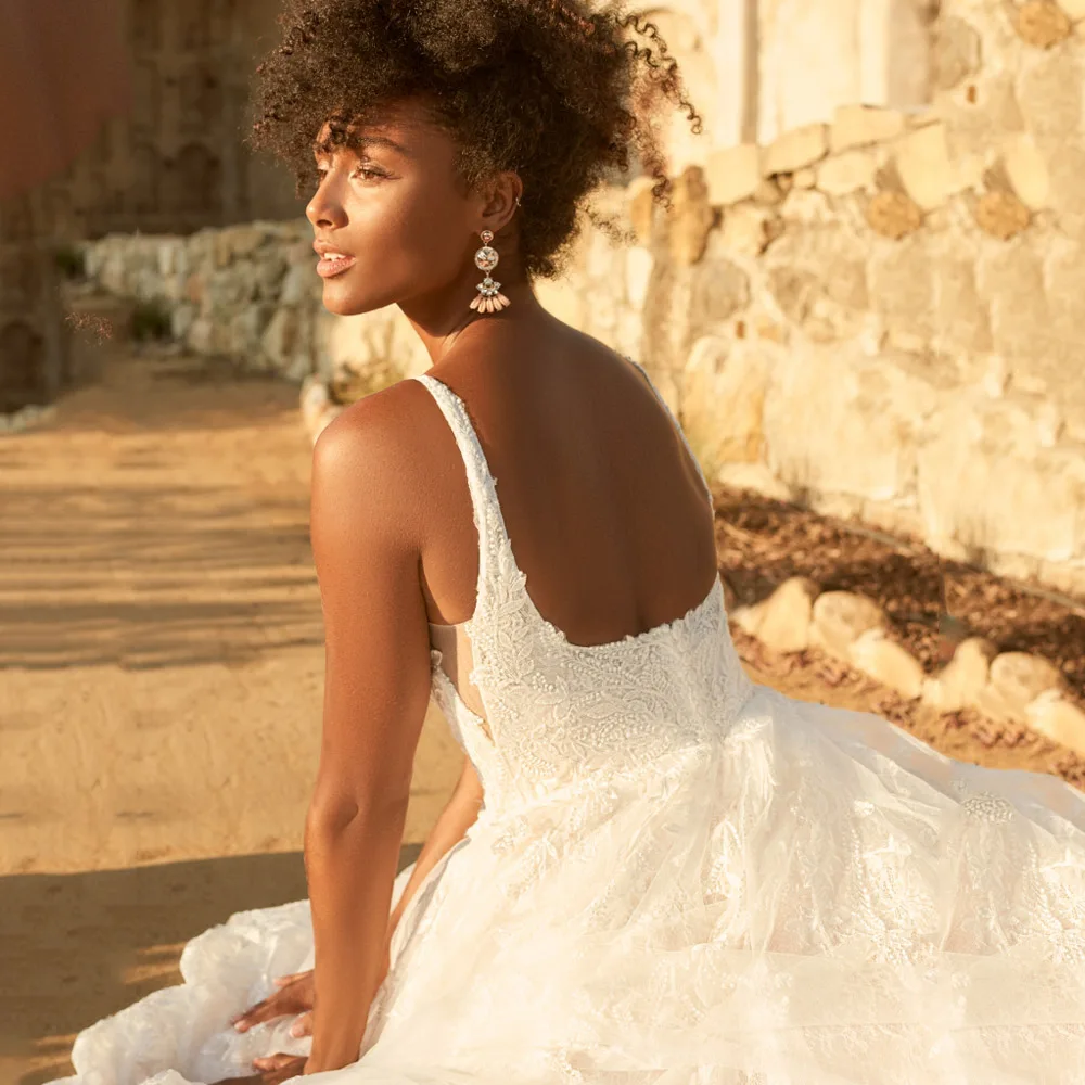 Рисунок 4 - Роскошные свадебные платья TIXLEAR