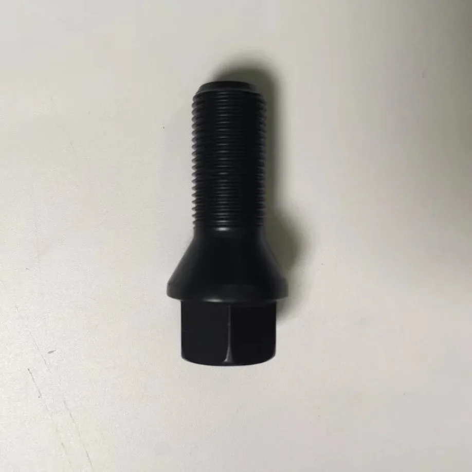 Новинка! Черные гайки с наконечником болтов колеса для BMW E30 E36 E46 E60 E90 36136781150