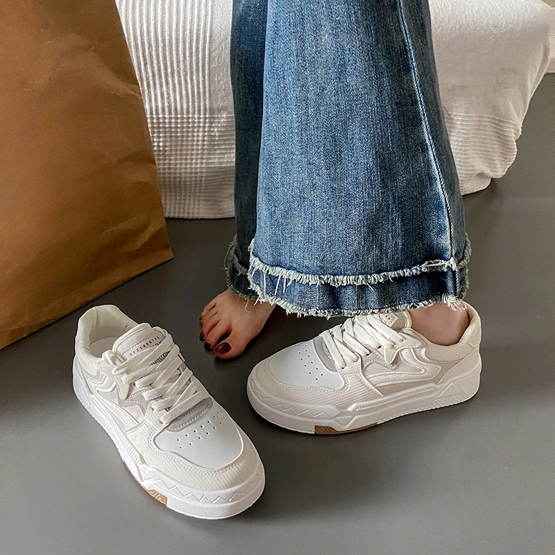 BCEBYL весенне-осенняя Повседневная модная женская обувь с круглым носком