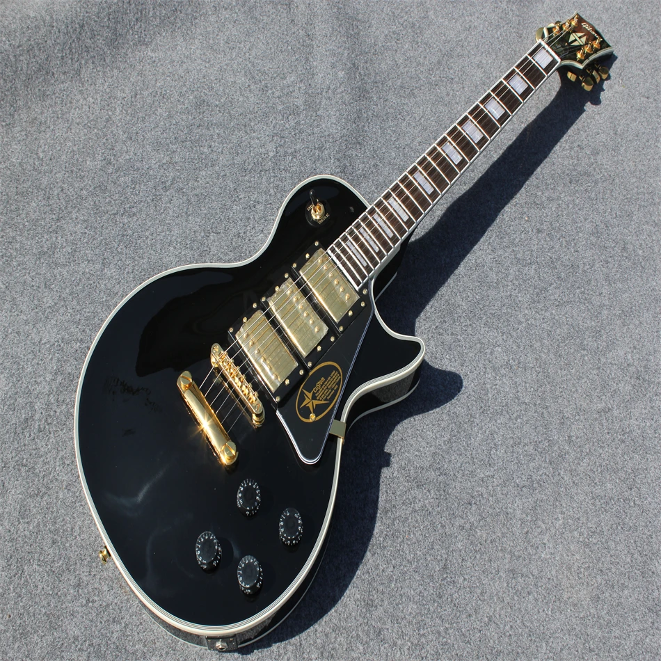 

Бесплатная доставка, Высококачественная электрическая гитара черного цвета, золотая фурнитура, можно настроить