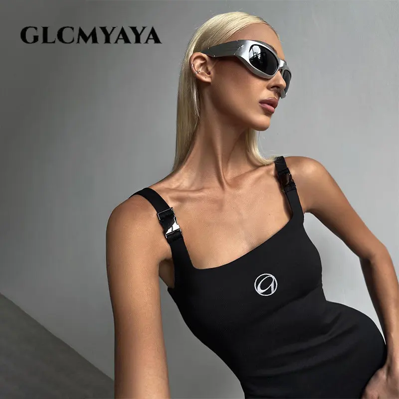 

Женское летнее облегающее платье без рукавов с вышивкой и открытой спиной