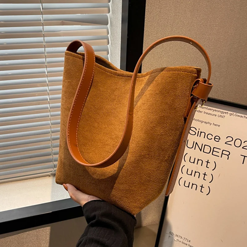 

Роскошные Брендовые женские замшевые сумки-ведра 2023, вместительные сумки на плечо, коричневые курьерские сумки, женская однотонная сумка